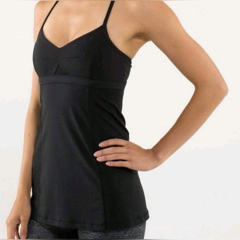 Lululemom Bend and Flow Black Tank Top Size 6